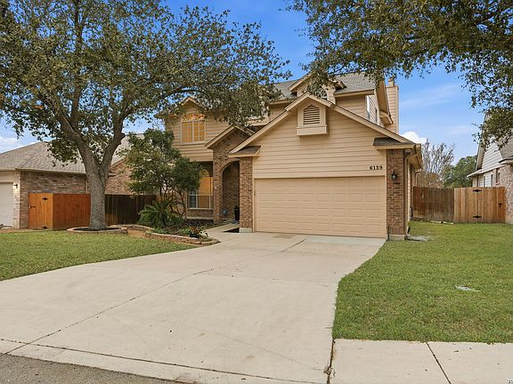 3rd image of 6139 Ashford Point
