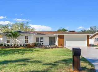 1078 Damrosch St, Largo, FL 33771