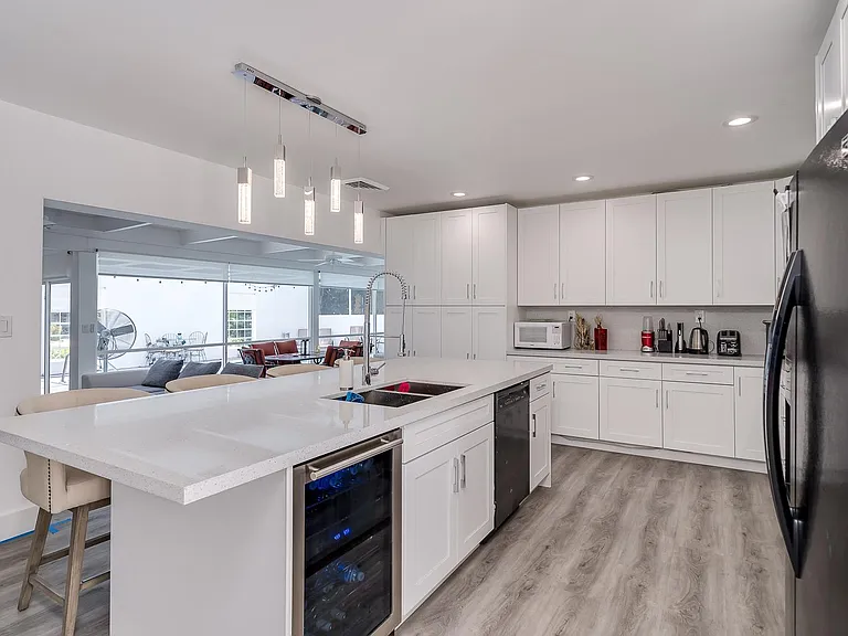 1779 Marietta Dr — Photo 12