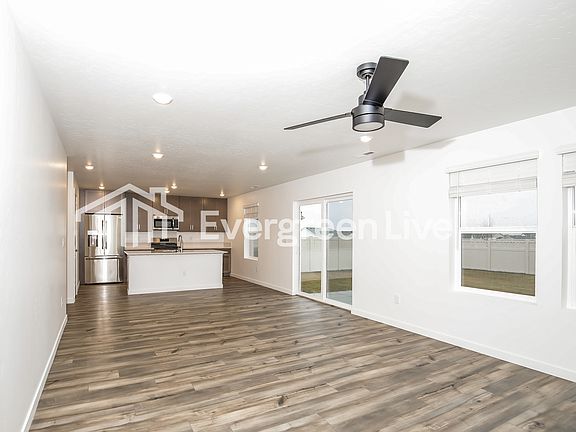 3rd image of 15132 Nimbus Way