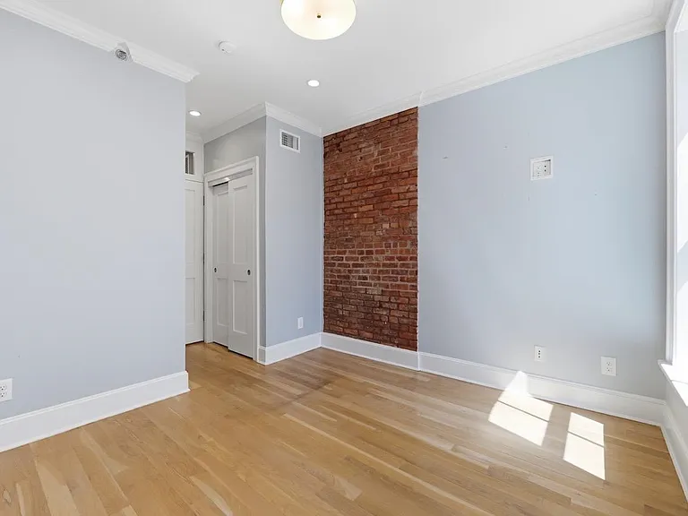 604 Adams St #4 — Photo 18