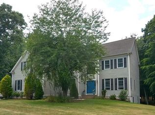 1 Juniper Rd, Upton, MA 01568