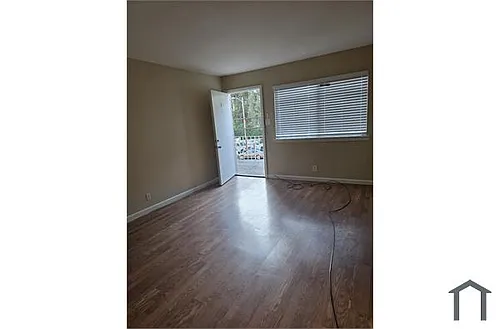 9716 Mountain Blvd Photo 1