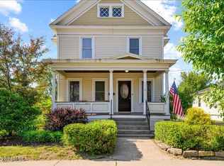 162 Lake Ave, Saratoga Springs, NY 12866