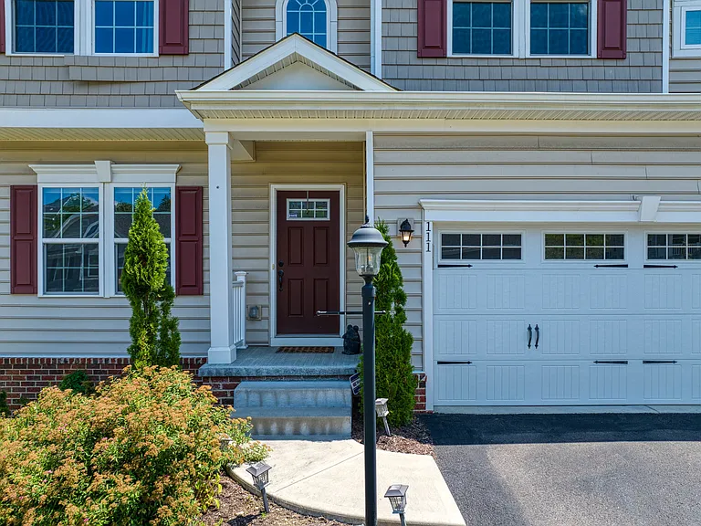 111 Pinevalley Dr — Photo 6