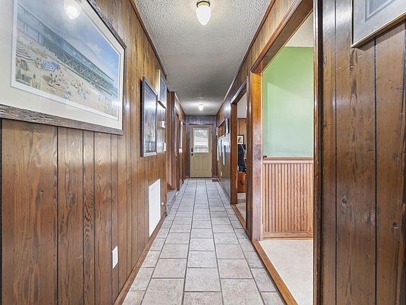 3rd image of 1333 Julian Clark Rd