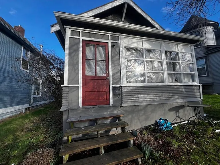 1338 Ellis St — Photo 1