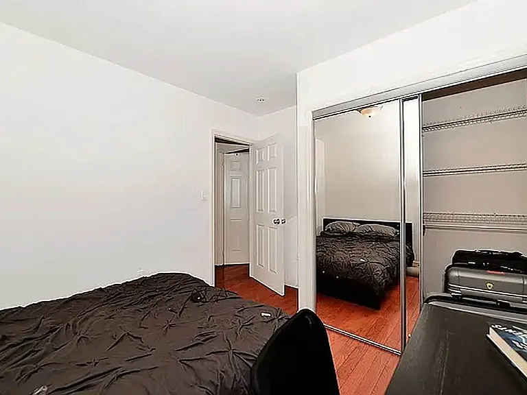 154 Allen St #3 — Photo 8