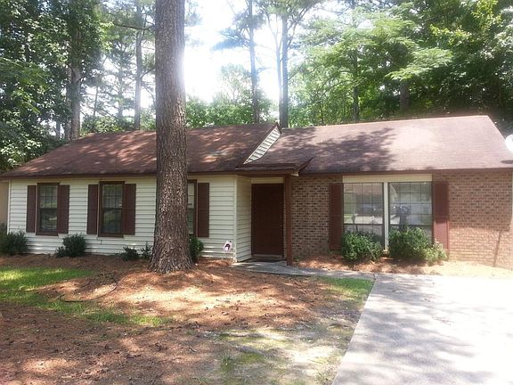 Includes lawn care, trash pick up pest control and security 