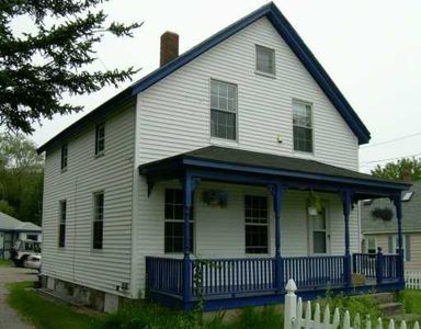 85A Church St, Bradford, RI, 02808