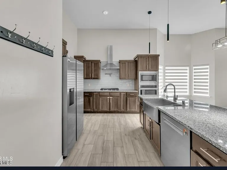 13729 Vista Lagos Ave — Photo 20