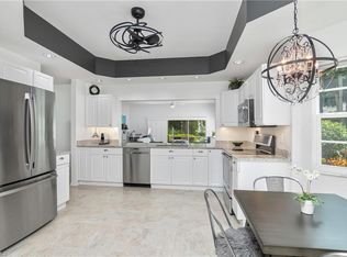 2868 Aintree Ln APT M102, Naples, FL 34112