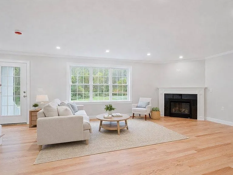 513 Mendon Rd #1 — Photo 6