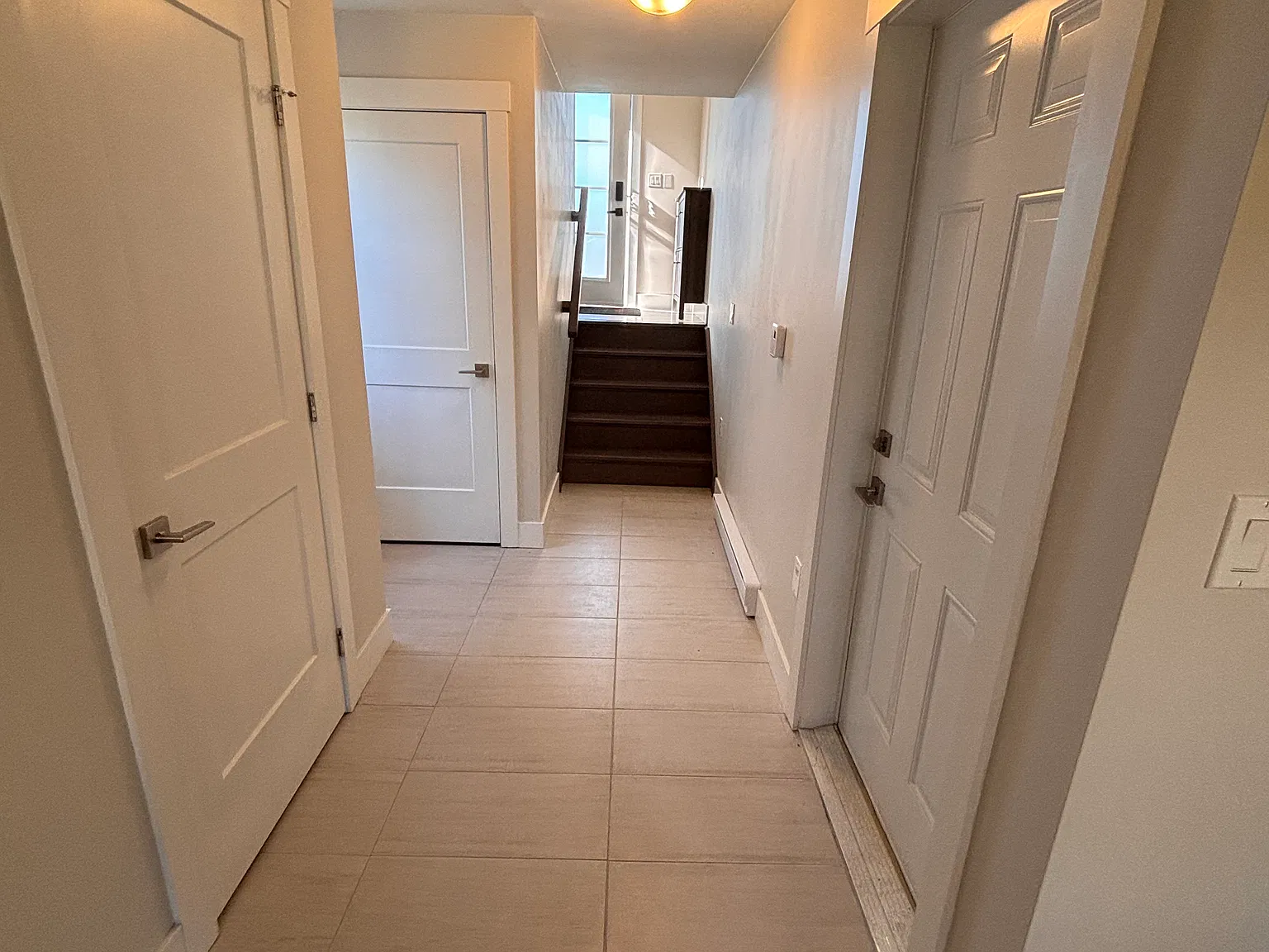 3 bed, 3.5 bath, 2000 sqft, $2,795 — Photo 4