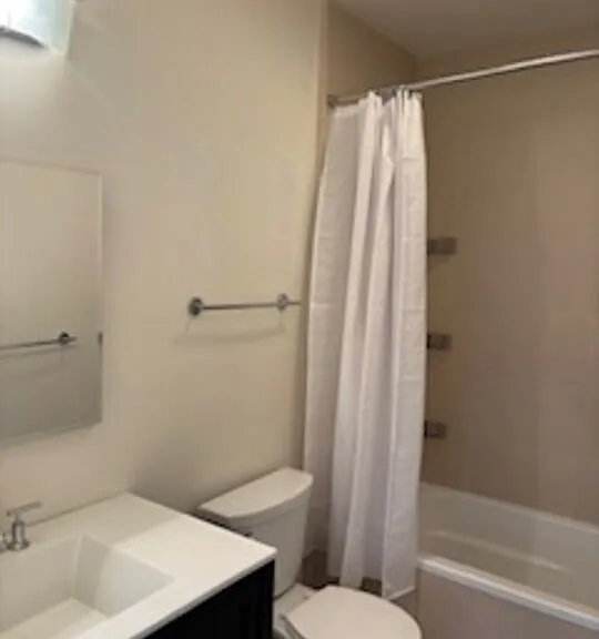 11645 Montana Ave #338 — Photo 13