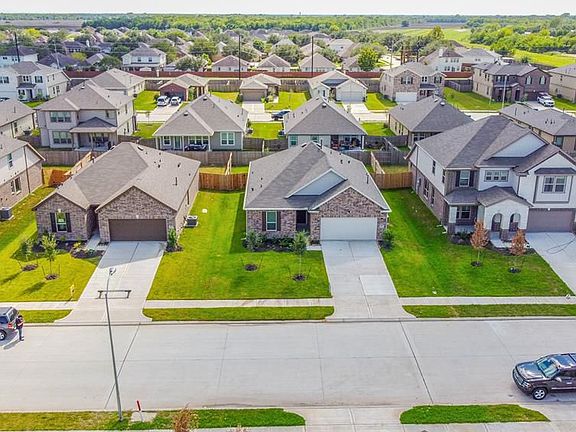 3rd image of 5816 Texas Sage Dr