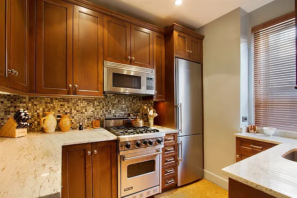 Sold by Corcoran | media 7