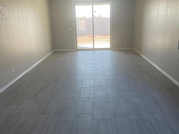 3rd image of 8321 W ENCINAS Lane