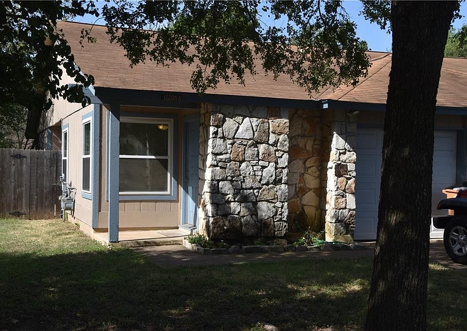 1st image of 12208 Dundee Dr #A