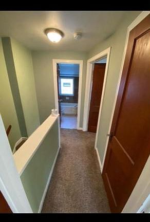 5th image of 19 Gunnell Ave