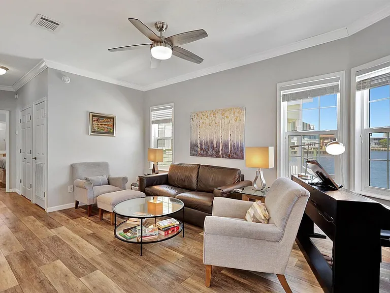 10701 S Ocean Dr — Photo 16
