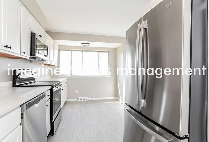 10755 Plainfield Rd — Photo 5