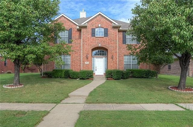 1st image of 3853 Gillespie Dr