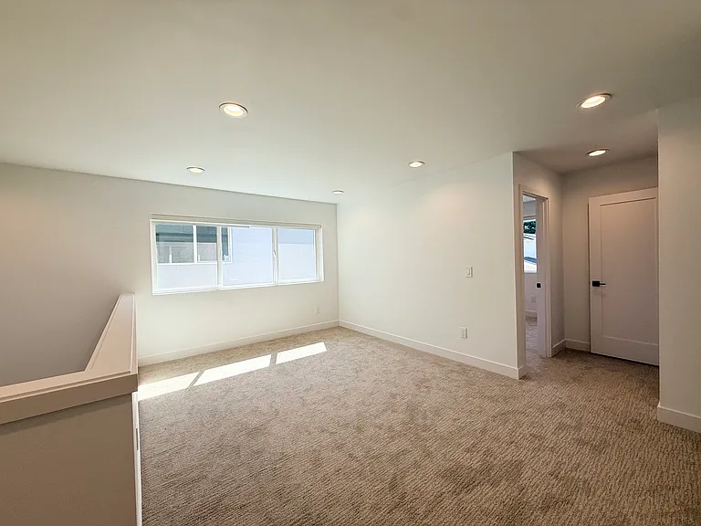 12510 84th Ave NE — Photo 11
