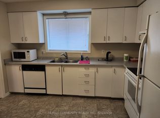 612 Dundee Ave, Oshawa, ON L1J 2X1