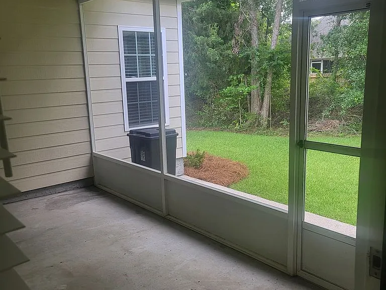 5196 Carlton Ridge Cir — Photo 18