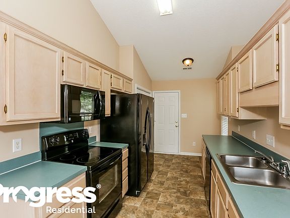 5th image of 6332 Goldenfield Dr