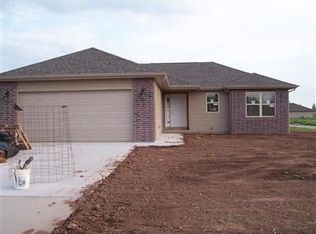 4364 W Nicholas, Springfield, MO 65802