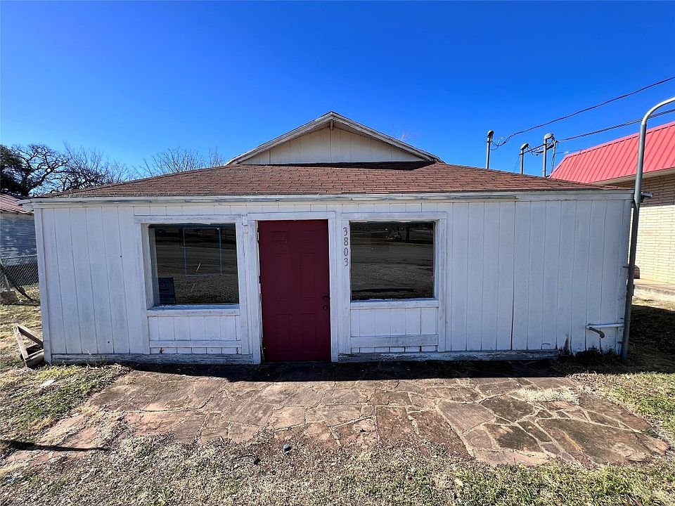 1st image of 3803 4th St