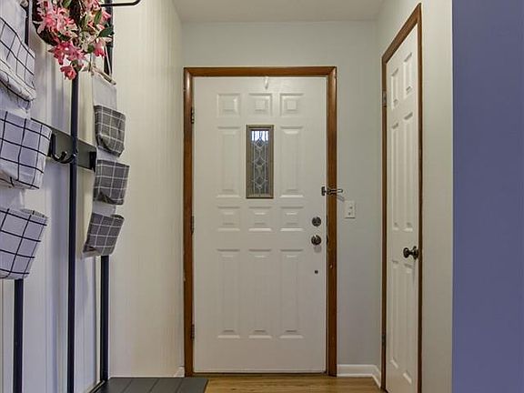 3rd image of 638 Osage Dr