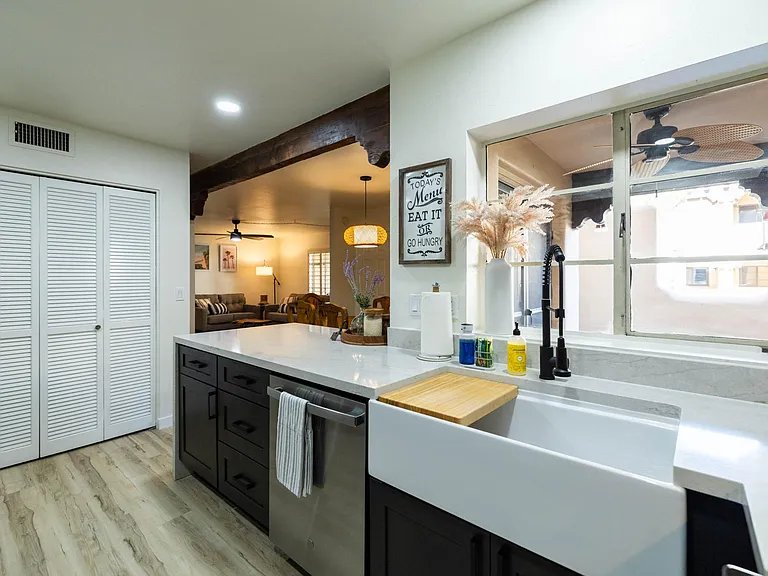 5402 E Windsor Ave #9 — Photo 20