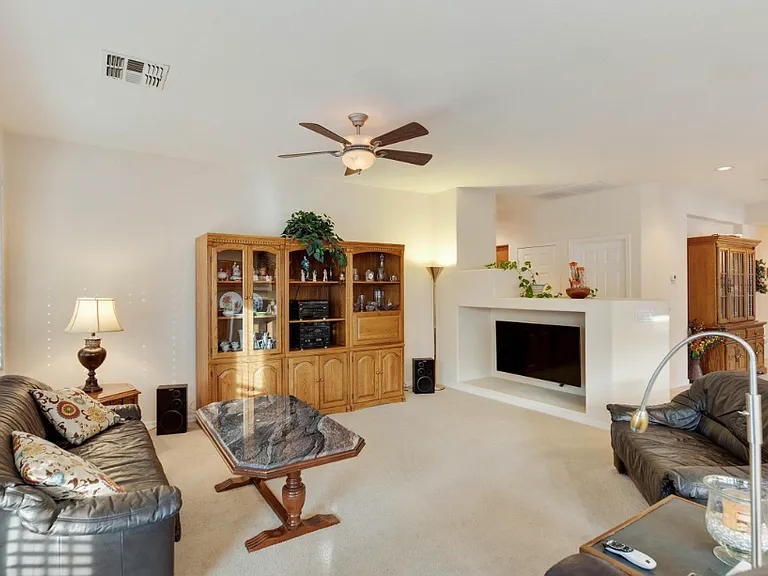4581 E Mia Ln — Photo 14