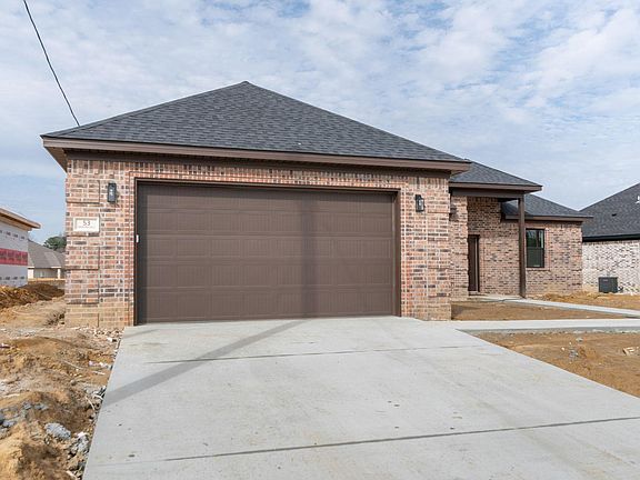 4th image of 53 Springtree Cir