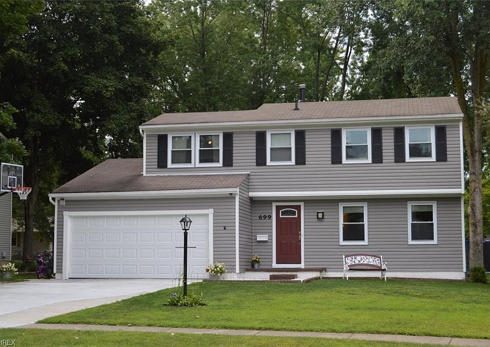 1st image of 699 Hampshire Dr