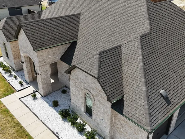 60 Tamminga Trl, Waxahachie, TX 75167