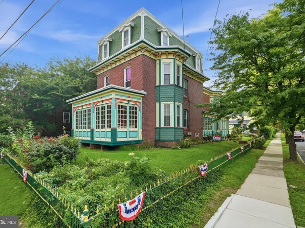 6960 Keystone St, Philadelphia, PA 19135