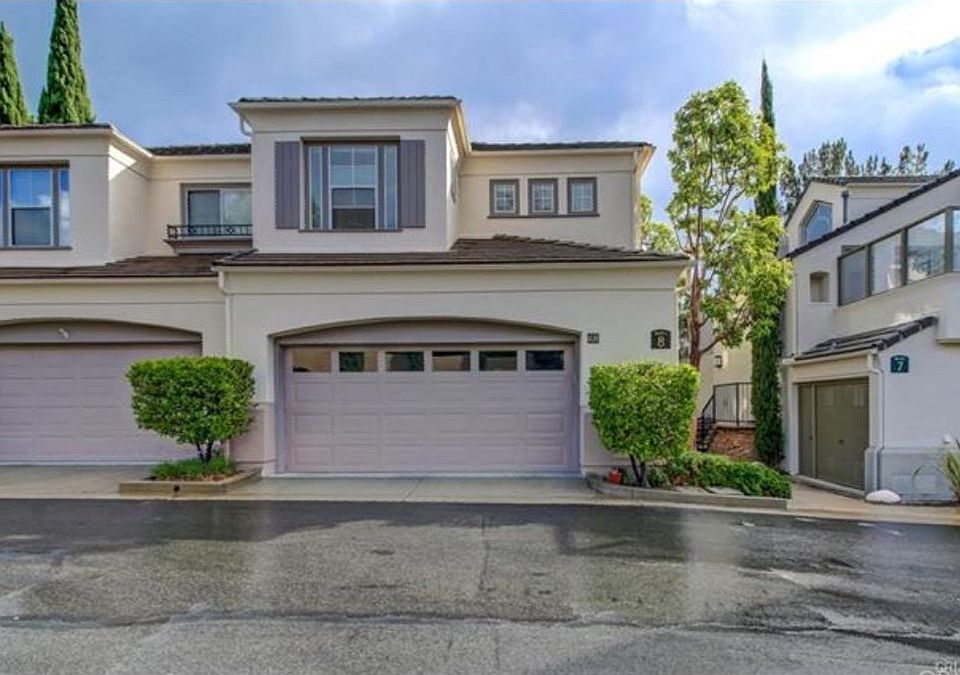 1st image of 108 La Mirage Cir