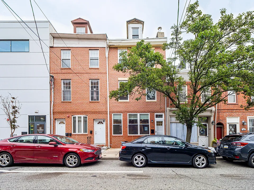 161 Brown St