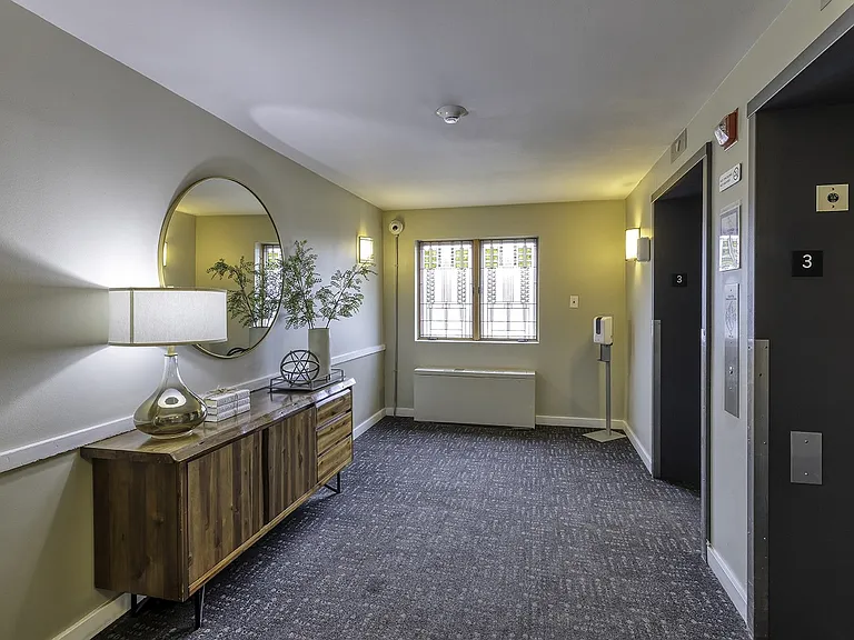 Oak Park City — Photo 13