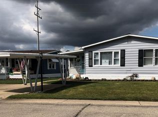 622 Cypress Ct, Jonesville, MI 49250
