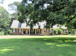 102 Old Plantation Rd, Natchez, MS 39120
