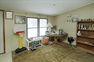 4th image of 33562 6th Ave