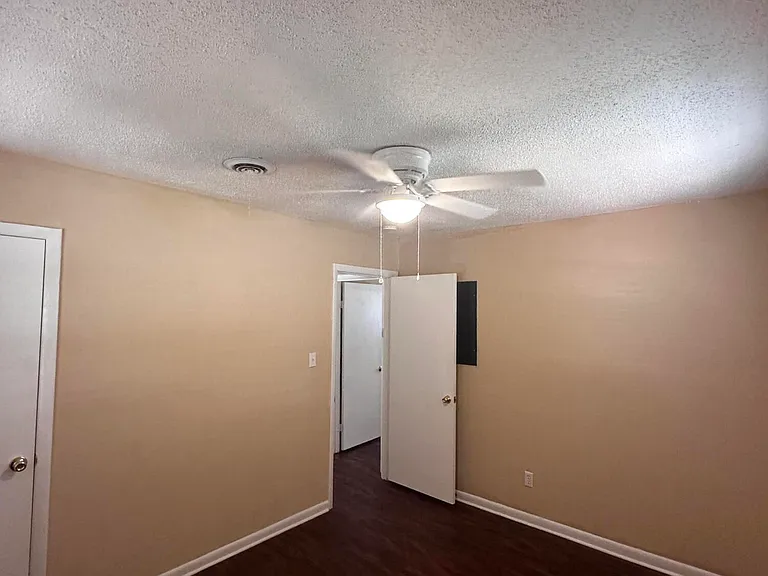 2377 Dublin Dr — Photo 19