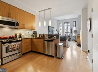 1425 Locust St Unit 16E, Philadelphia, PA