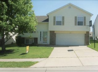 17757 Olive St, Omaha, NE 68136