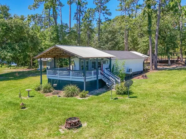 8049 E Cypress Dr, Donalsonville, GA 39845